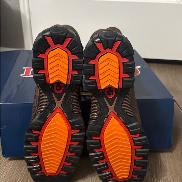 Durango Men's Distressed Brown Western Boots - Picture 4 of 9